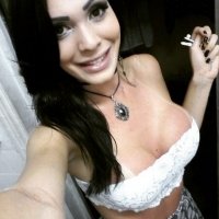 Cute shemale with a wonderful body Graziela Cinturinha