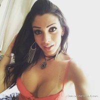 Cute shemale with a wonderful body Graziela Cinturinha