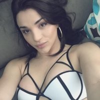 Young Bia Pacheco a pretty Shemale