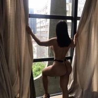 TS Thalita Araújo seriously sized