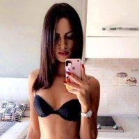 Slim and Elegant Shemale Mel Souza