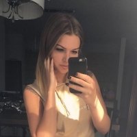 Beautiful face on TS Lily a stunning shemale