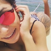 Bruna Linda a pretty and fit shemale fitspo