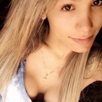 Bruna Linda a pretty and fit shemale fitspo