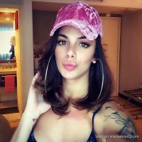 Elegant and slender tgirl Danielly Martins