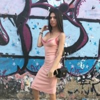 Kayla Fernandes a nice HUNG shemale